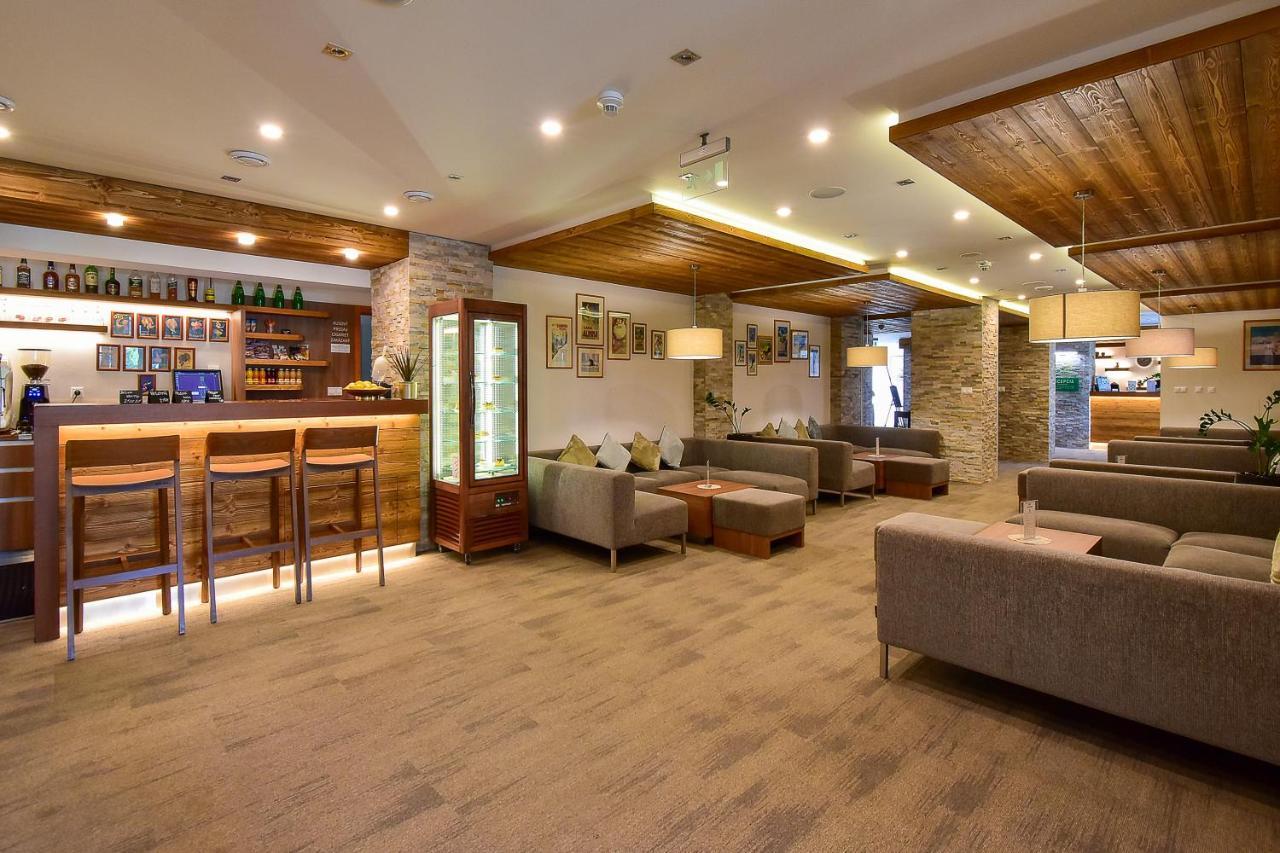 Sport Hotel *** Доновали Екстериор снимка