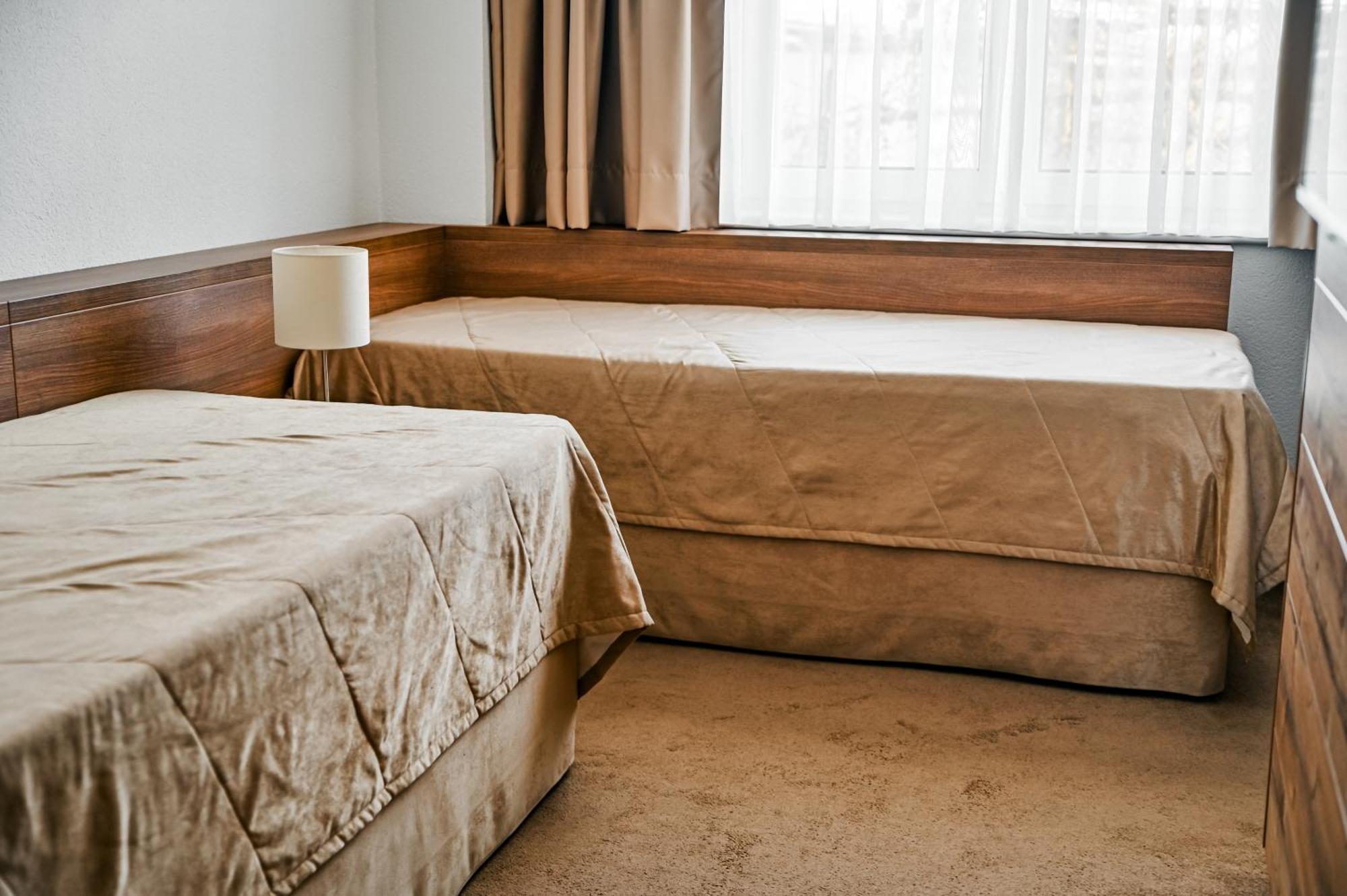 Sport Hotel *** Доновали Екстериор снимка