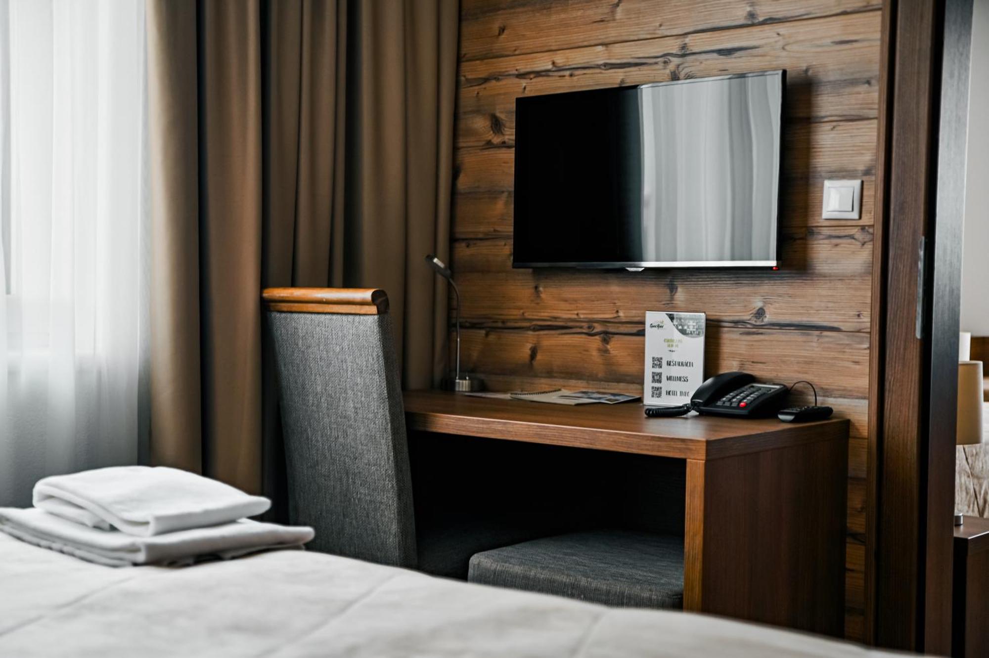 Sport Hotel *** Доновали Екстериор снимка