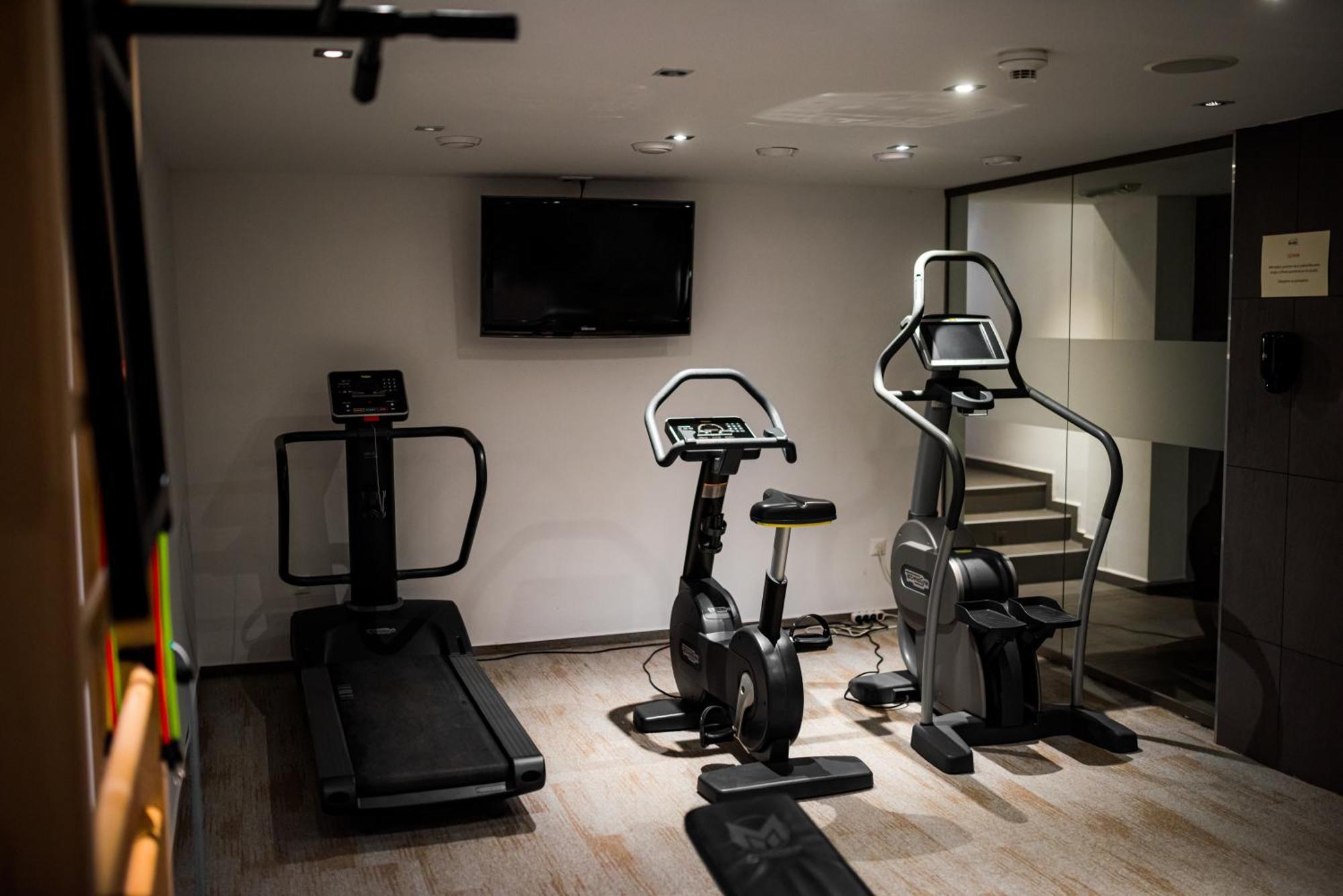 Sport Hotel *** Доновали Екстериор снимка