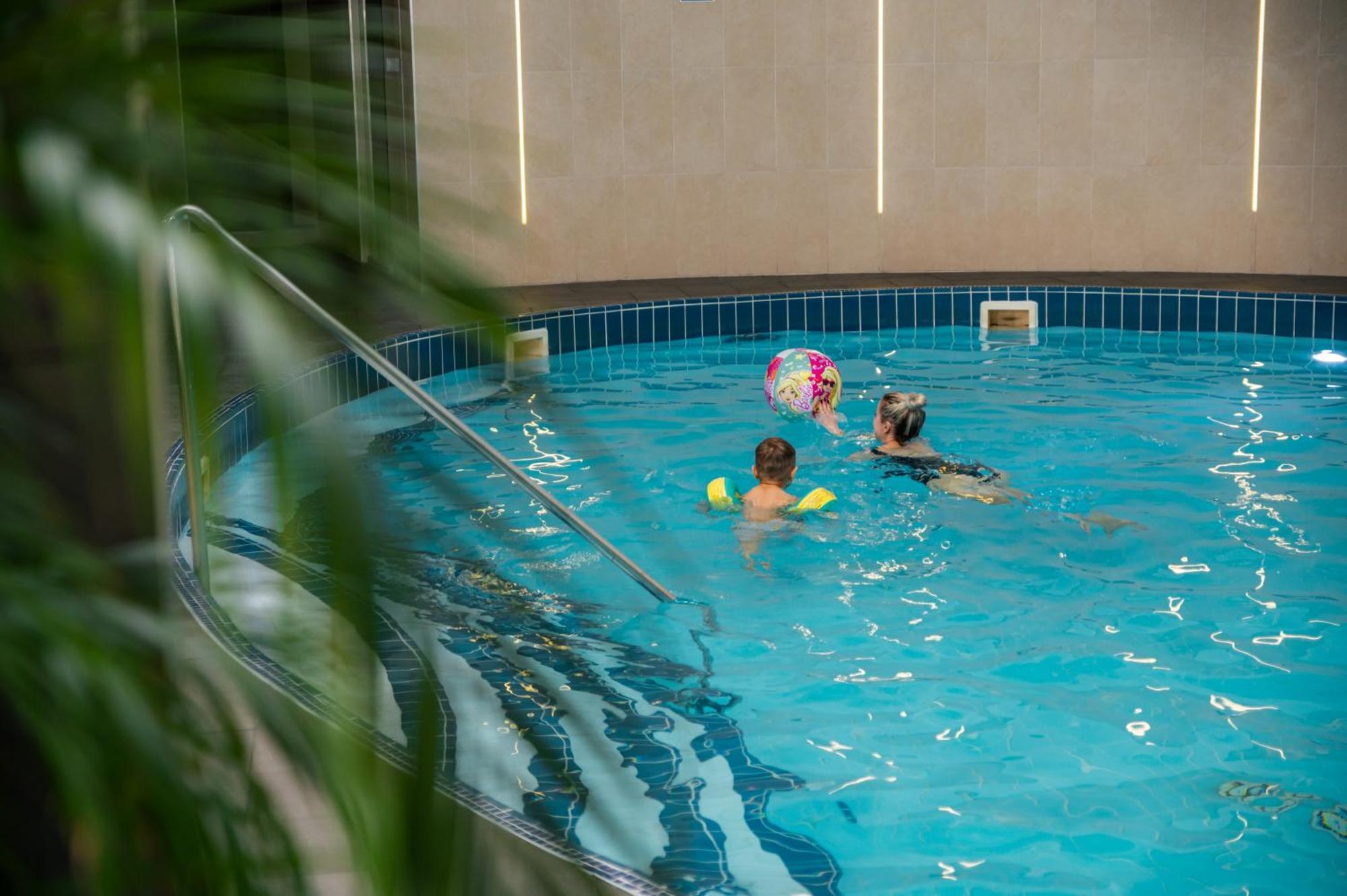 Sport Hotel *** Доновали Екстериор снимка