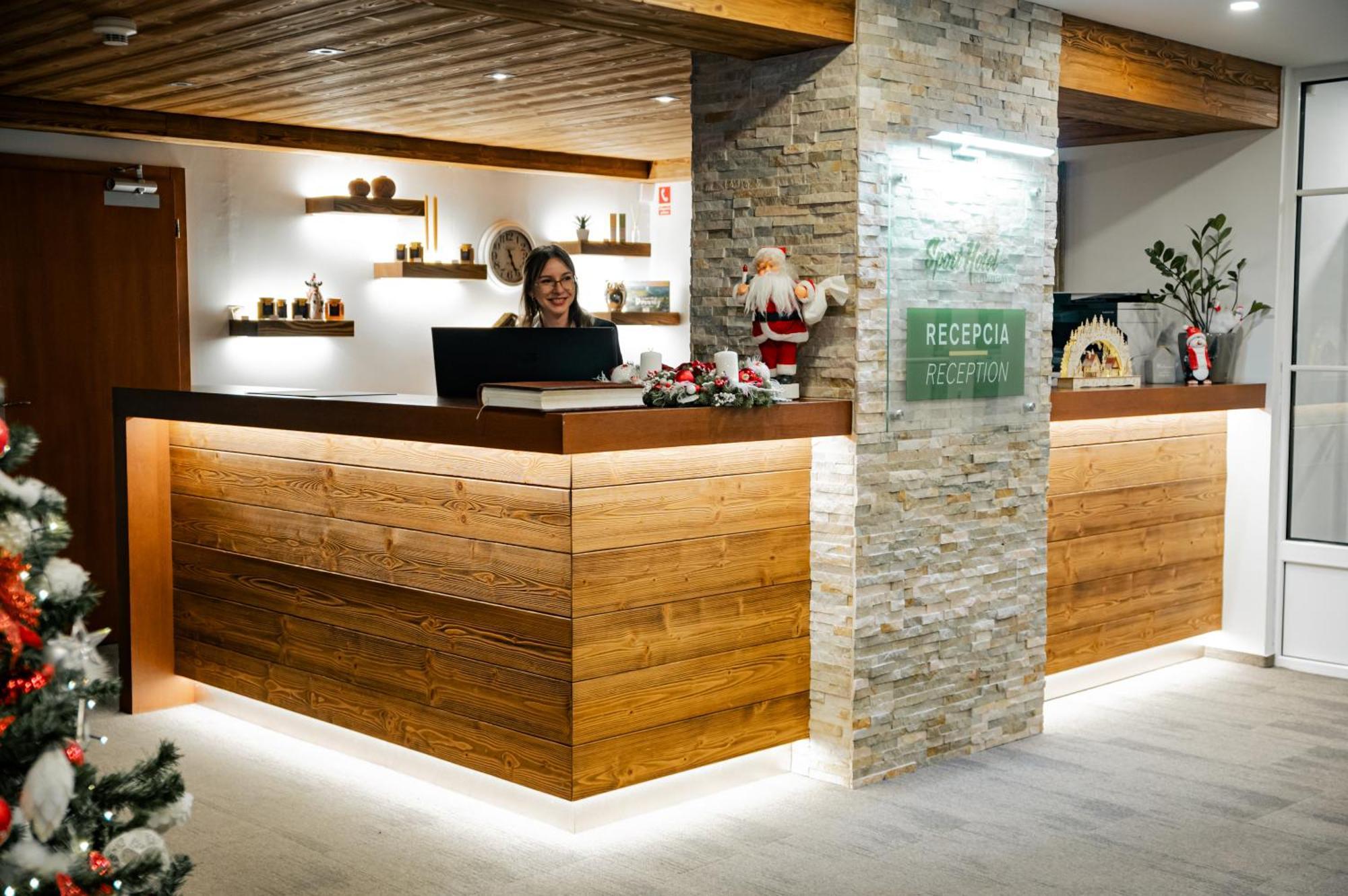 Sport Hotel *** Доновали Екстериор снимка
