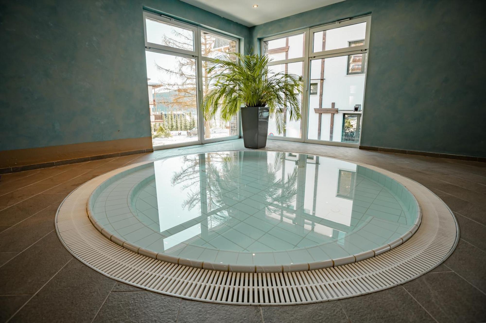 Sport Hotel *** Доновали Екстериор снимка