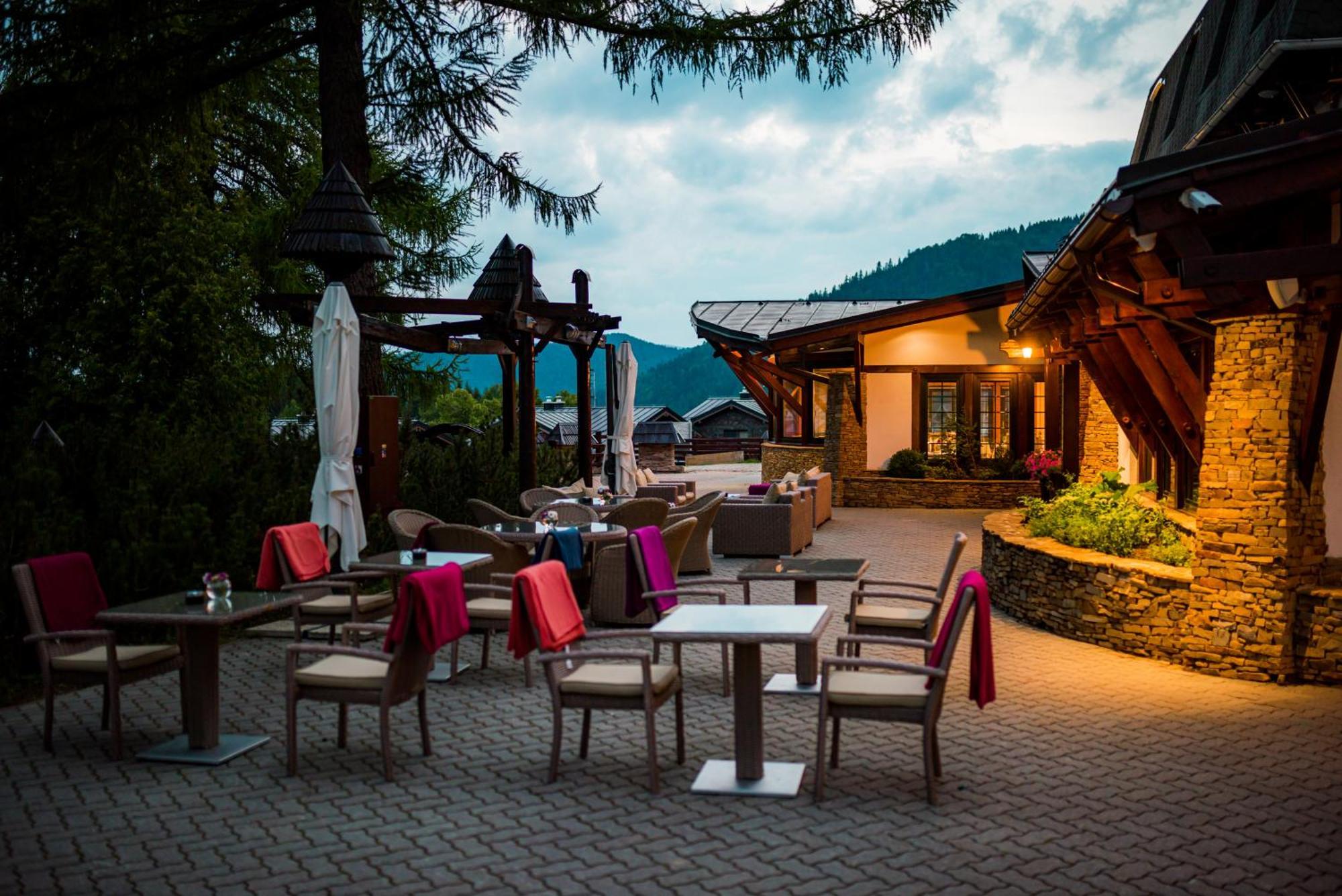 Sport Hotel *** Доновали Екстериор снимка